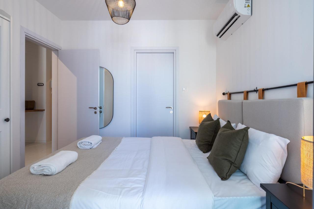 Latte'S Prime 1-Bedroom Apartment In Larnaca Esterno foto