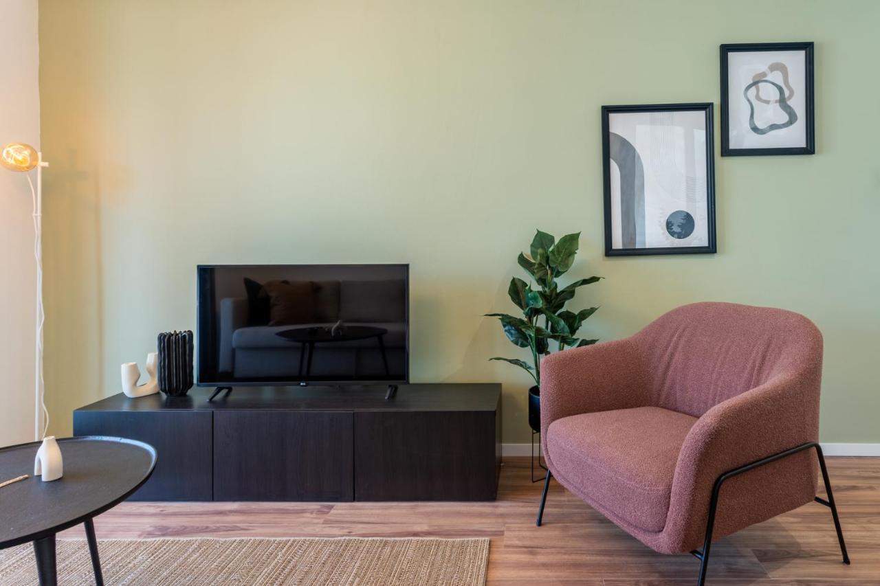 Latte'S Prime 1-Bedroom Apartment In Larnaca Esterno foto