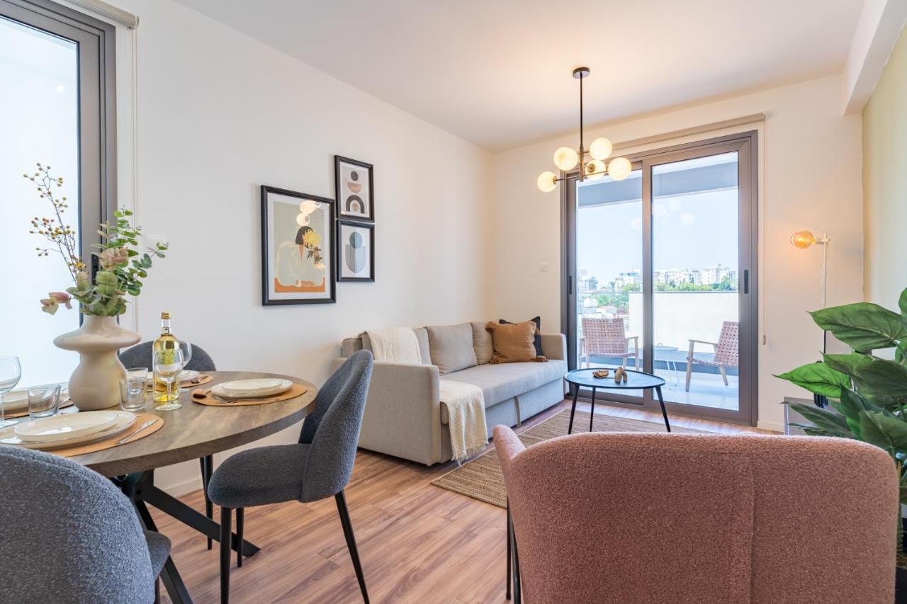Latte'S Prime 1-Bedroom Apartment In Larnaca Esterno foto
