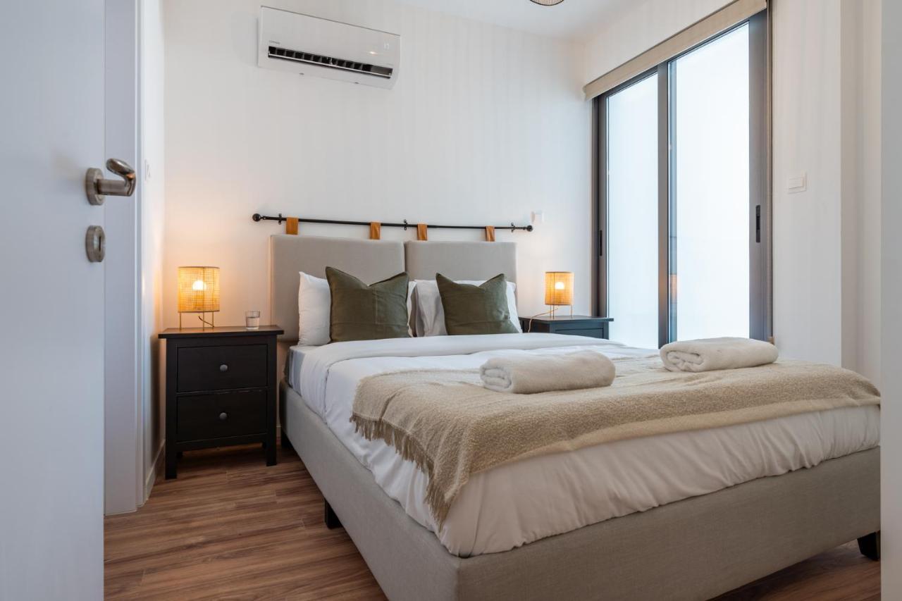 Latte'S Prime 1-Bedroom Apartment In Larnaca Esterno foto